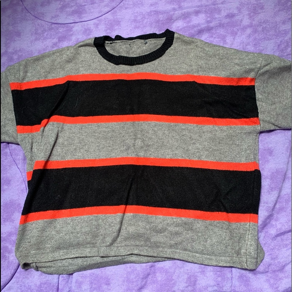 gray sweater great condition